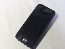 2年前に購入したiPhone 5本体の液晶保護の強化ガラスを交換